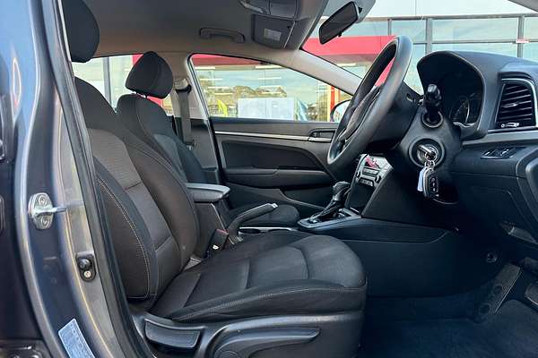2017 Hyundai Elantra Active AD