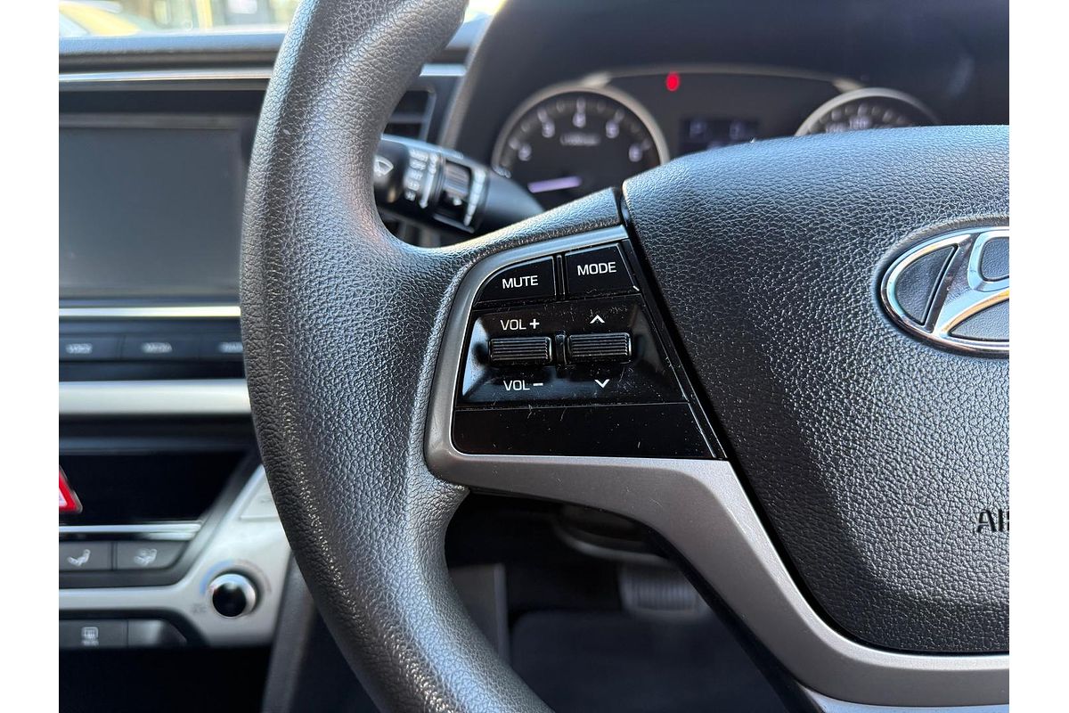 2017 Hyundai Elantra Active AD