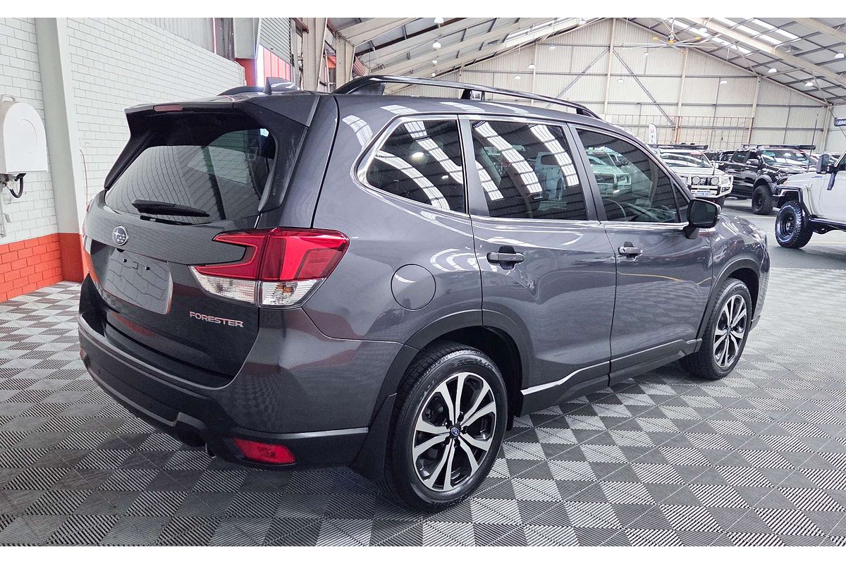2020 Subaru Forester 2.5i Premium S5