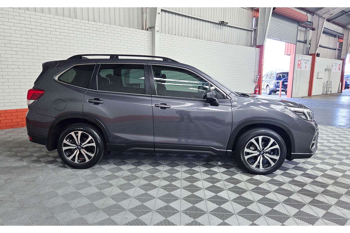 2020 Subaru Forester 2.5i Premium S5