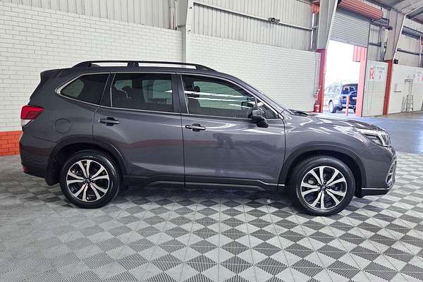 2020 Subaru Forester 2.5i Premium S5