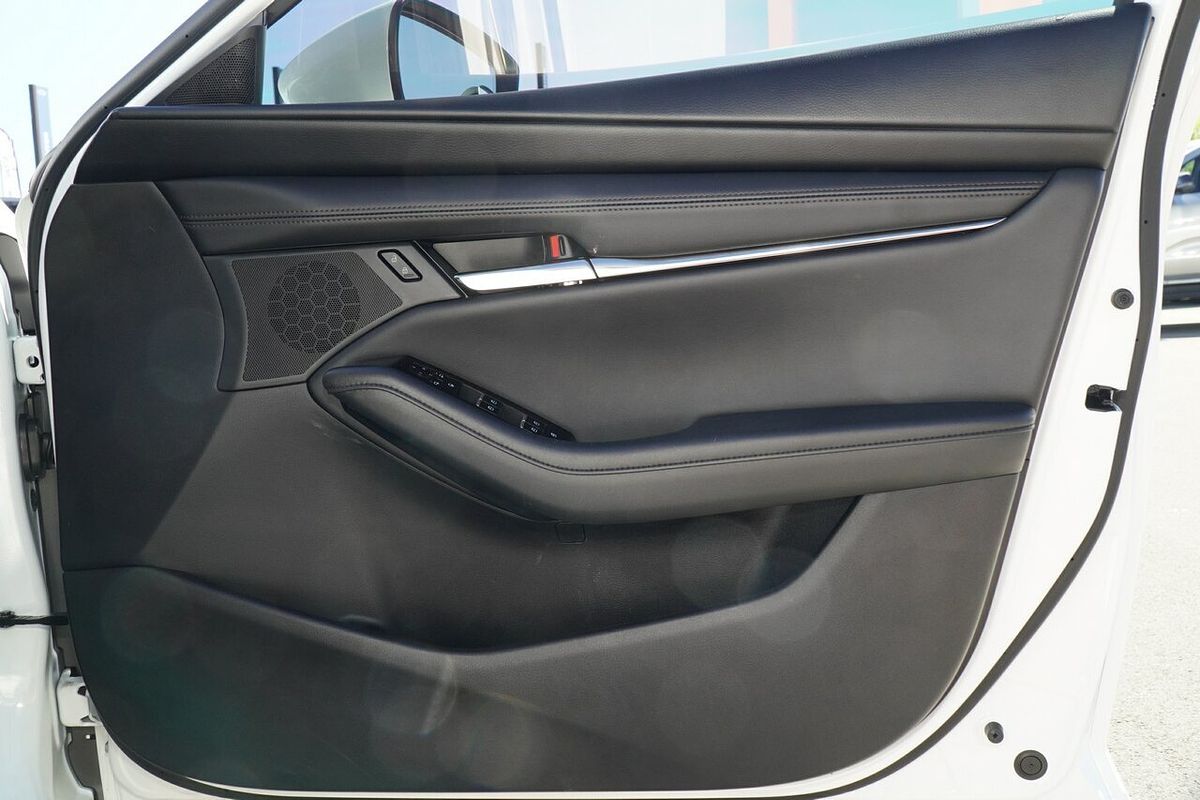 2024 Mazda 3 G20 Touring BP Series