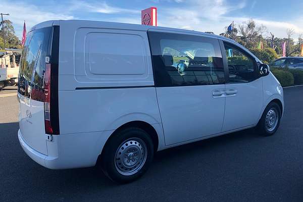 2025 Hyundai STARIA LOAD US4.V3