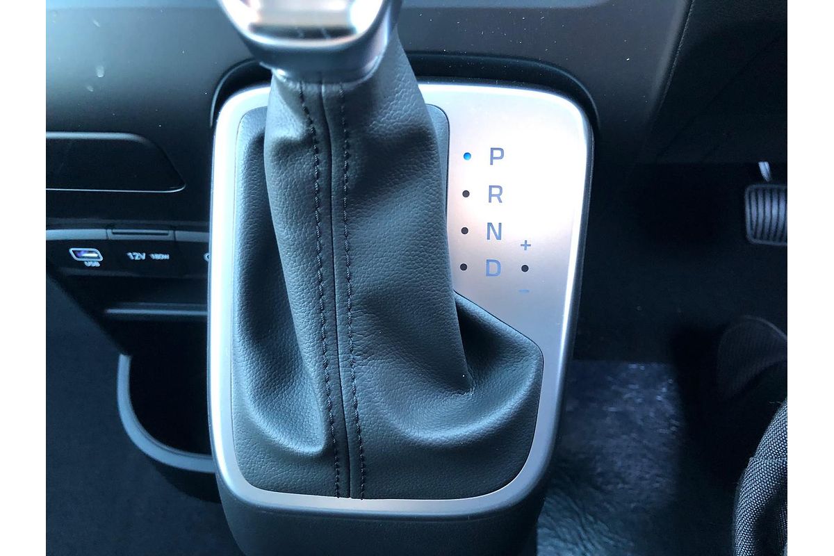 2025 Hyundai STARIA LOAD US4.V3