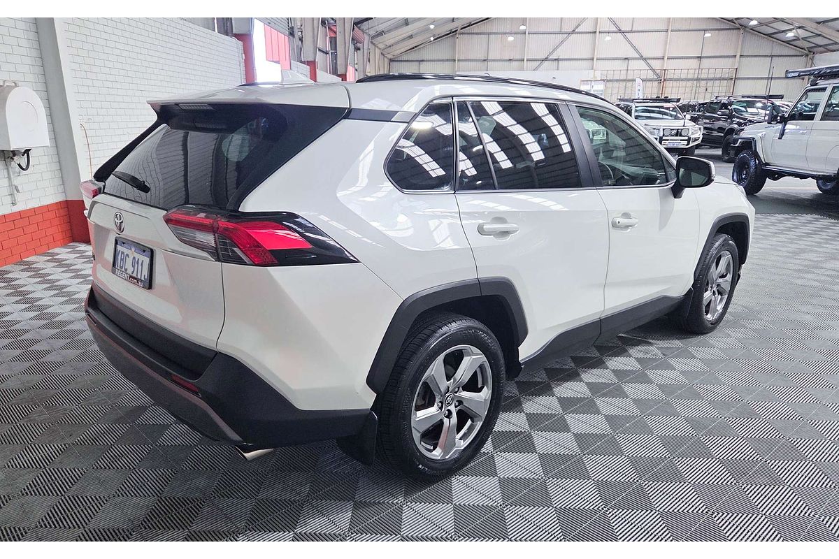 2020 Toyota RAV4 GXL MXAA52R