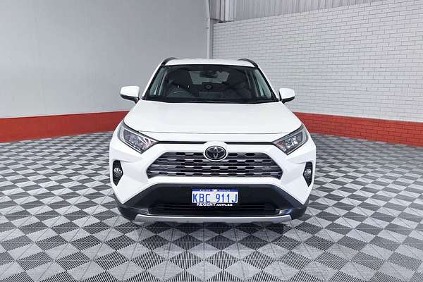 2020 Toyota RAV4 GXL MXAA52R
