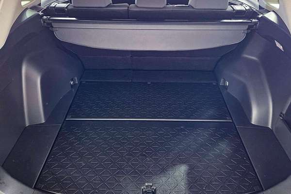 2020 Toyota RAV4 GXL MXAA52R