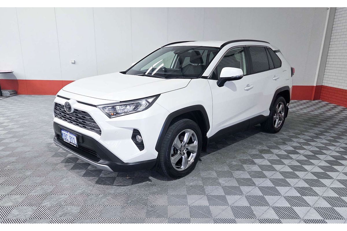 2020 Toyota RAV4 GXL MXAA52R