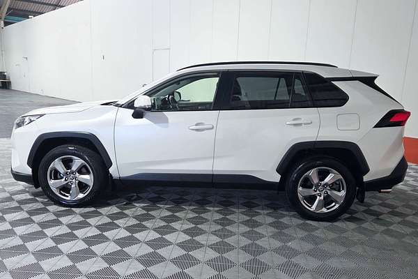 2020 Toyota RAV4 GXL MXAA52R