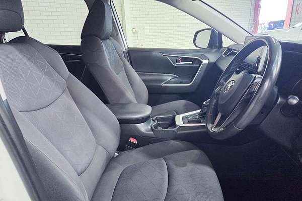 2020 Toyota RAV4 GXL MXAA52R