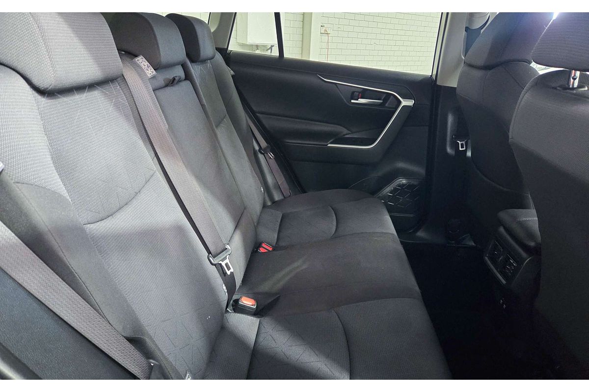 2020 Toyota RAV4 GXL MXAA52R