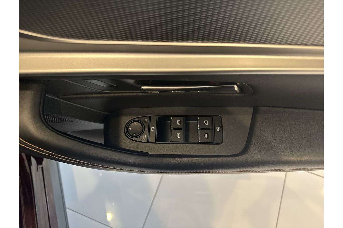 2024 Mazda CX-80 P50e Touring KL
