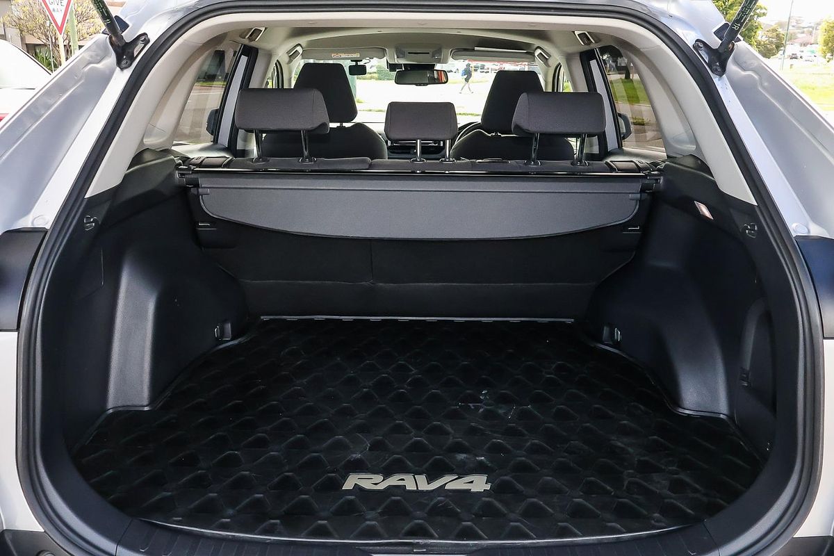 2022 Toyota RAV4 GXL AXAH54R