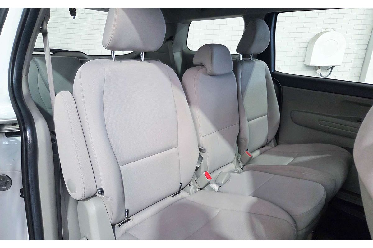 2018 Kia Carnival S YP