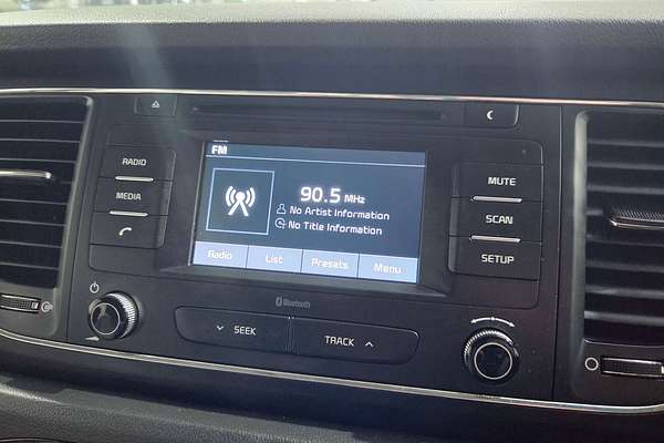 2018 Kia Carnival S YP