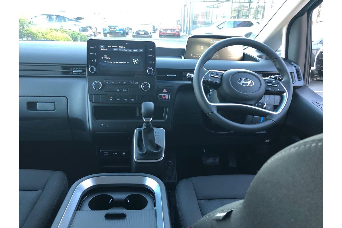 2025 Hyundai STARIA LOAD US4.V3