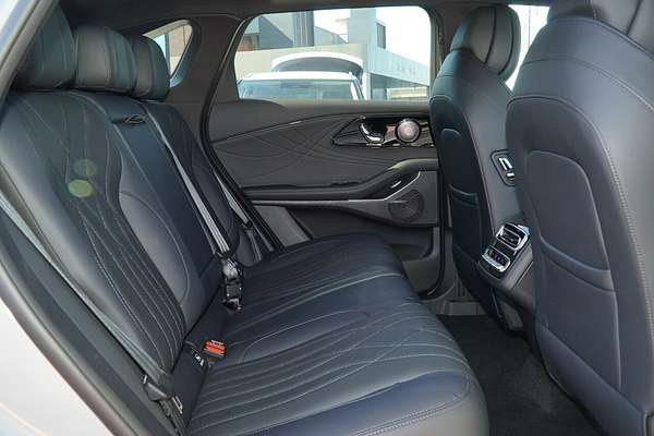 2025 Omoda O9 PHEV