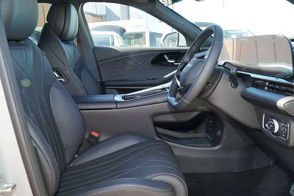 2025 Omoda O9 PHEV