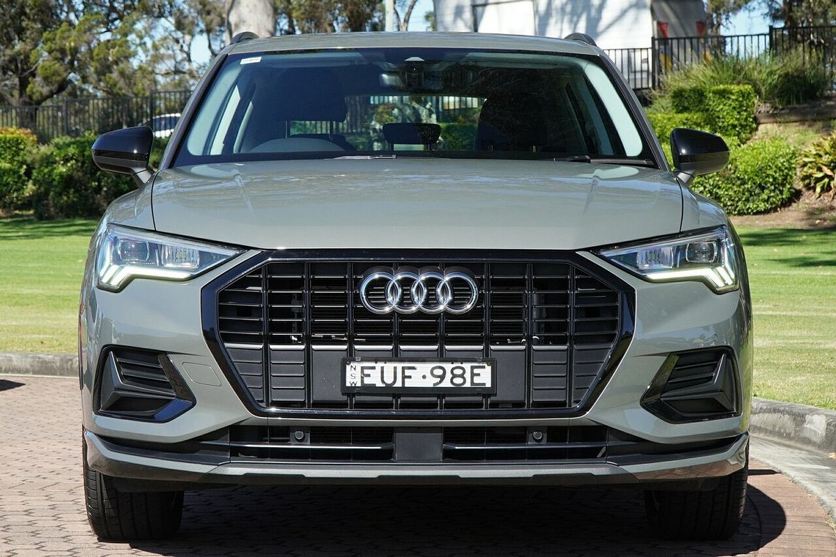 2022 Audi Q3 35 TFSI F3
