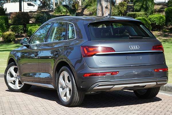 2023 Audi Q5 35 TDI FY