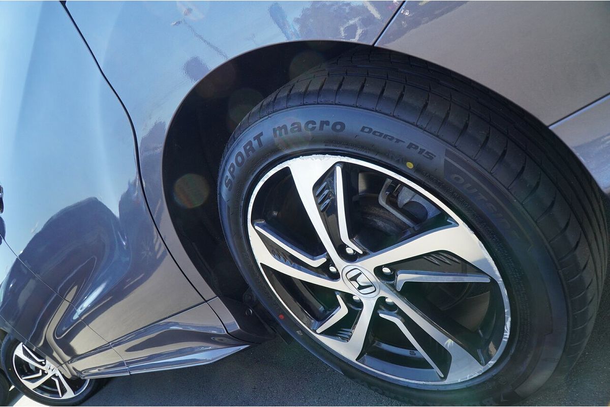 2017 Honda Odyssey VTi-L 5th Gen
