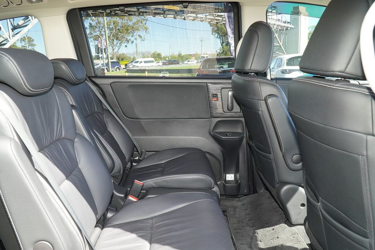 2017 Honda Odyssey VTi-L 5th Gen