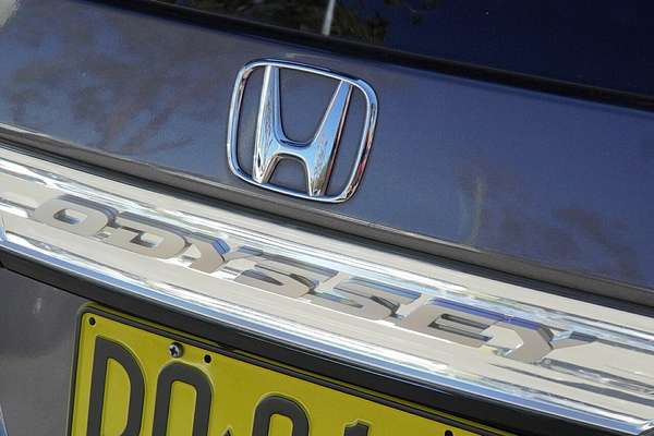 2017 Honda Odyssey VTi-L 5th Gen