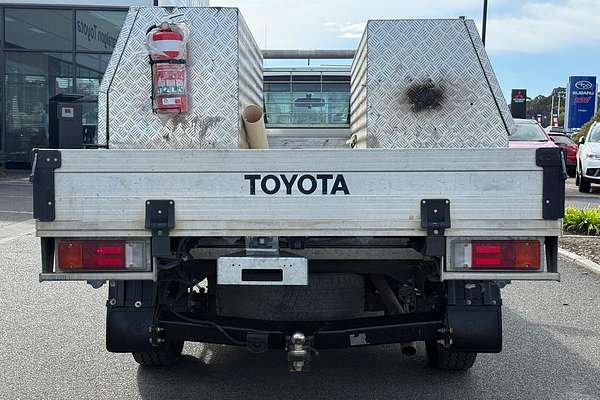 2016 Toyota Hilux Workmate GUN122R Rear Wheel Drive