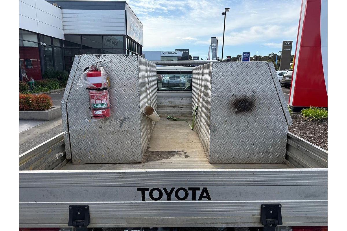 2016 Toyota Hilux Workmate GUN122R Rear Wheel Drive