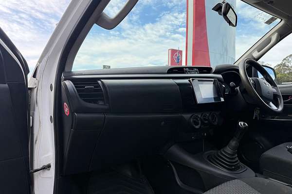 2016 Toyota Hilux Workmate GUN122R Rear Wheel Drive