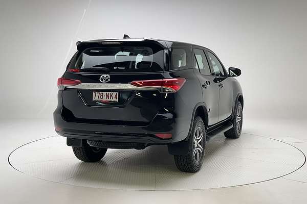2022 Toyota Fortuner GX GUN156R