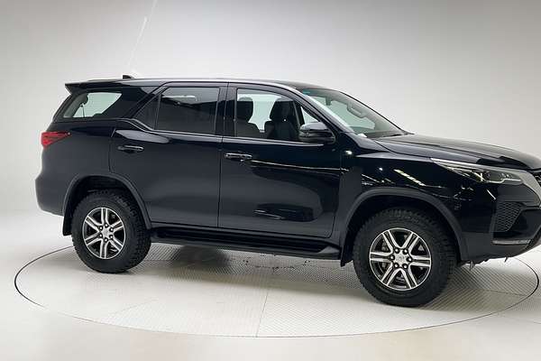 2022 Toyota Fortuner GX GUN156R