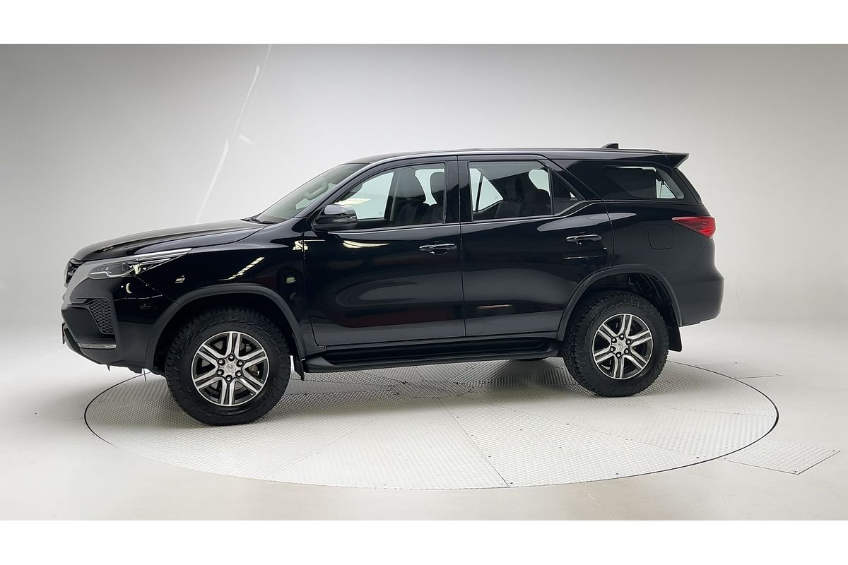 2022 Toyota Fortuner GX GUN156R