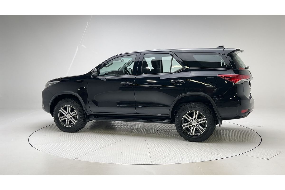 2022 Toyota Fortuner GX GUN156R