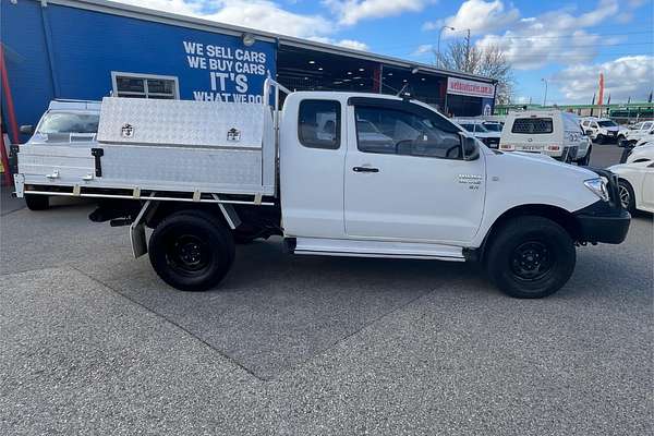 2010 Toyota Hilux SR KUN26R 4X4