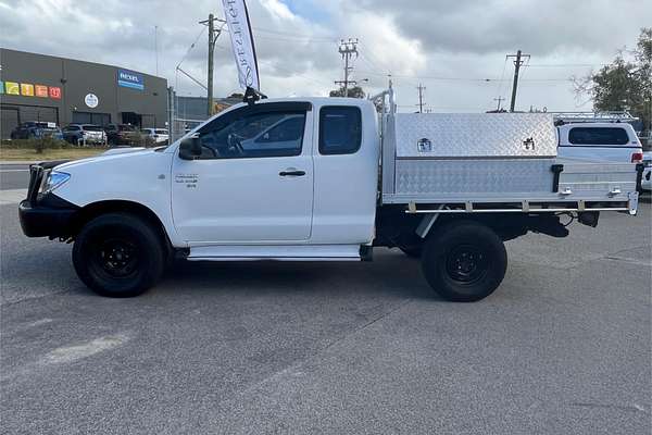 2010 Toyota Hilux SR KUN26R 4X4
