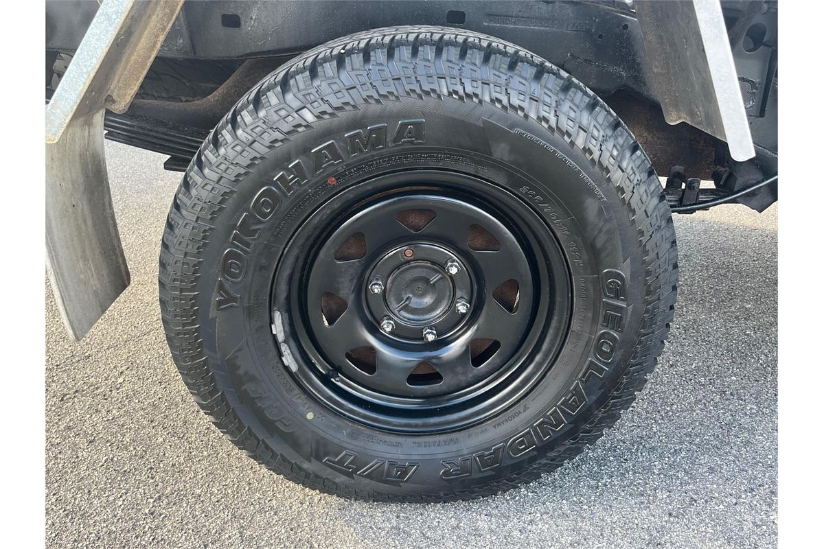 2010 Toyota Hilux SR KUN26R 4X4