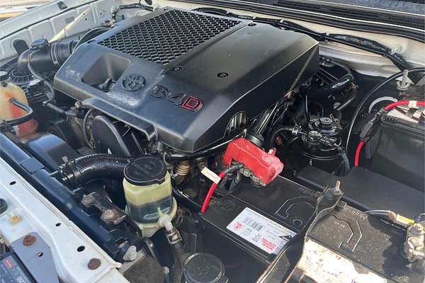 2010 Toyota Hilux SR KUN26R 4X4