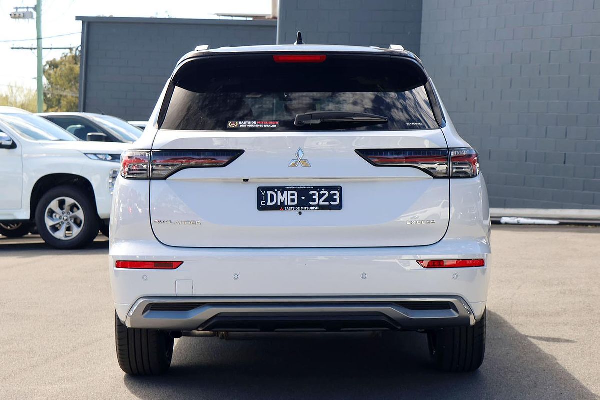 2025 Mitsubishi Outlander Exceed Tourer ZM