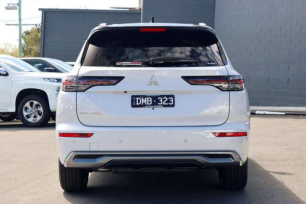 2025 Mitsubishi Outlander Exceed Tourer ZM