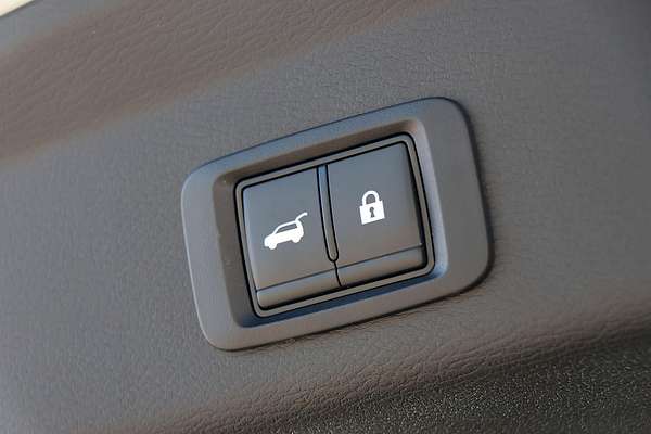 2025 Mitsubishi Outlander Exceed Tourer ZM