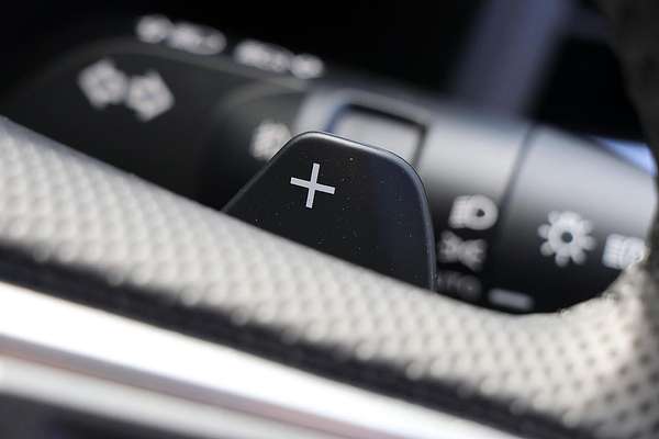 2025 Mitsubishi Outlander LS ZM