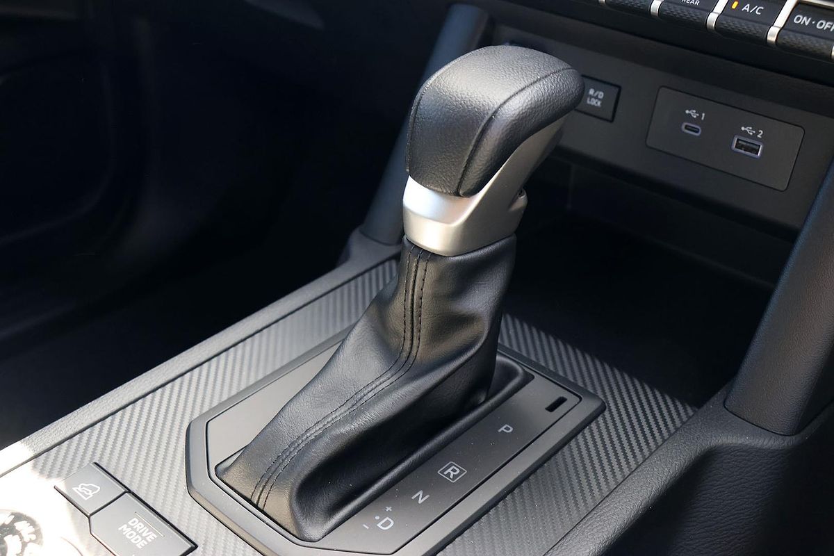 2025 Mitsubishi Triton GLX-R MV 4X4