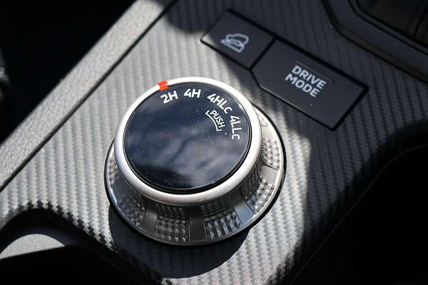 2025 Mitsubishi Triton GLX-R MV 4X4