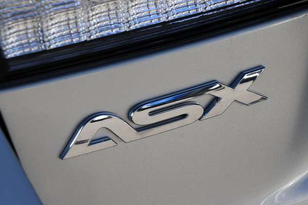 2024 Mitsubishi ASX ES XD