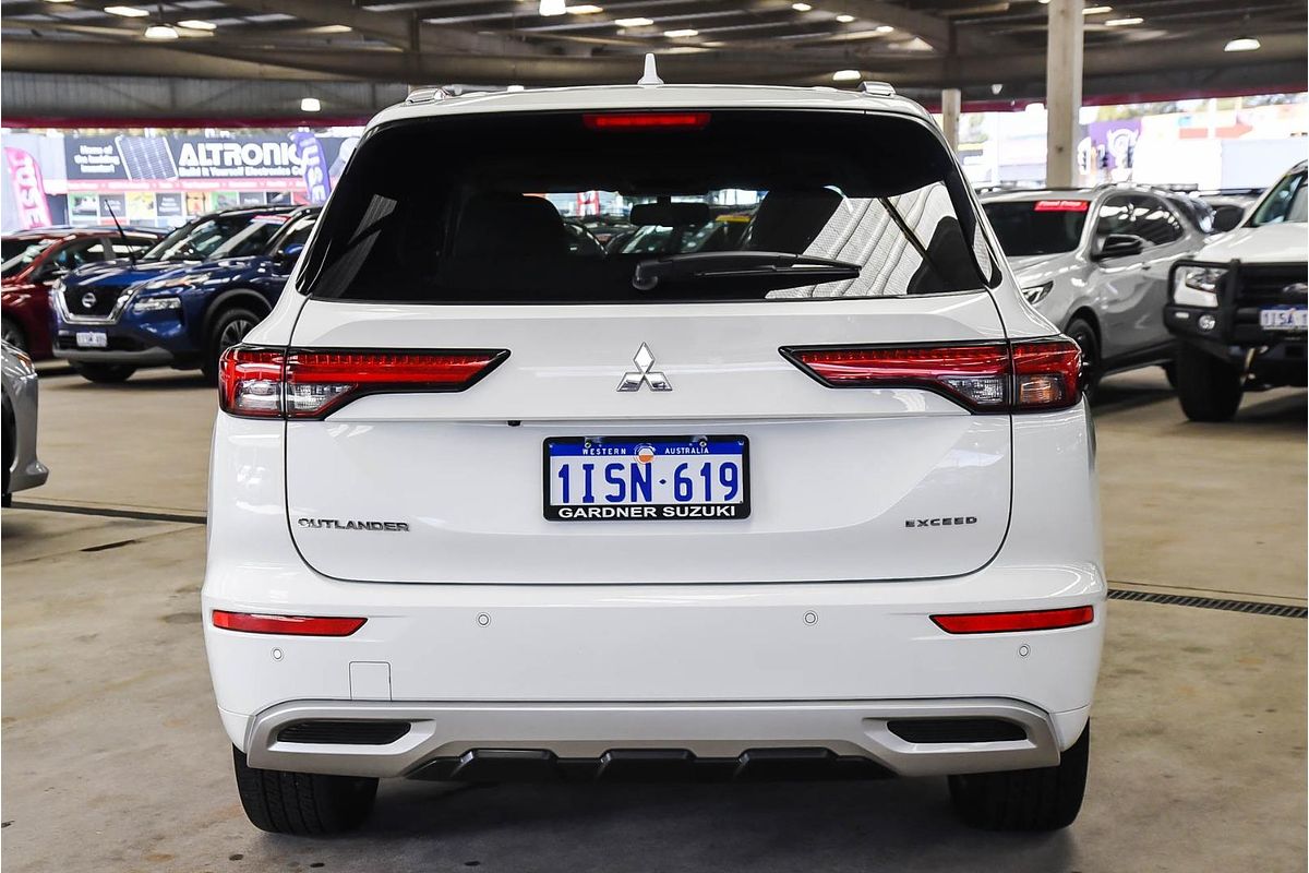 2022 Mitsubishi Outlander Exceed ZM