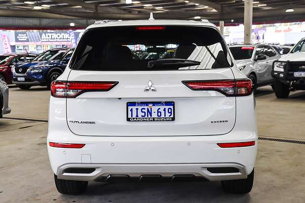 2022 Mitsubishi Outlander Exceed ZM