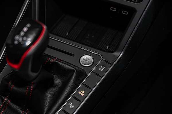 2025 Volkswagen Polo GTI AE