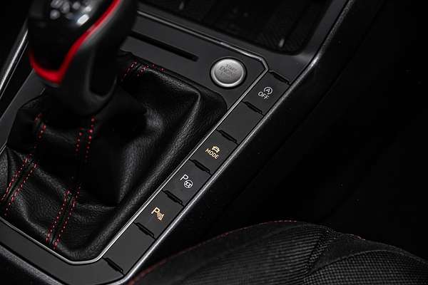 2025 Volkswagen Polo GTI AE