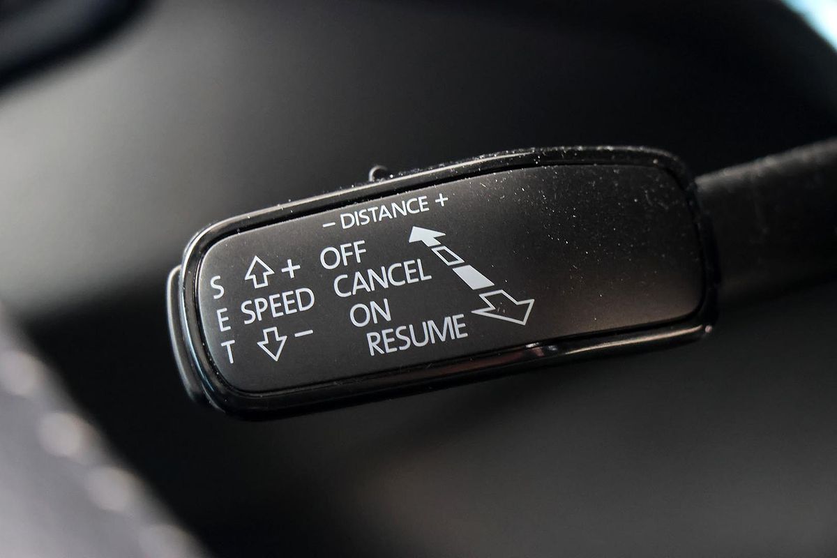 2023 SKODA Karoq 140TSI Sportline NU